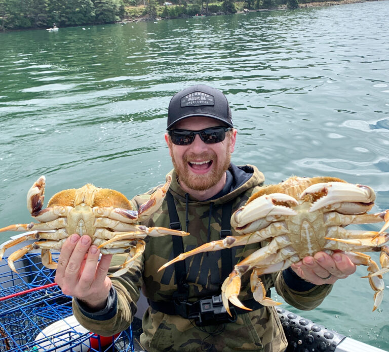 Will holding two Dungeness crabs